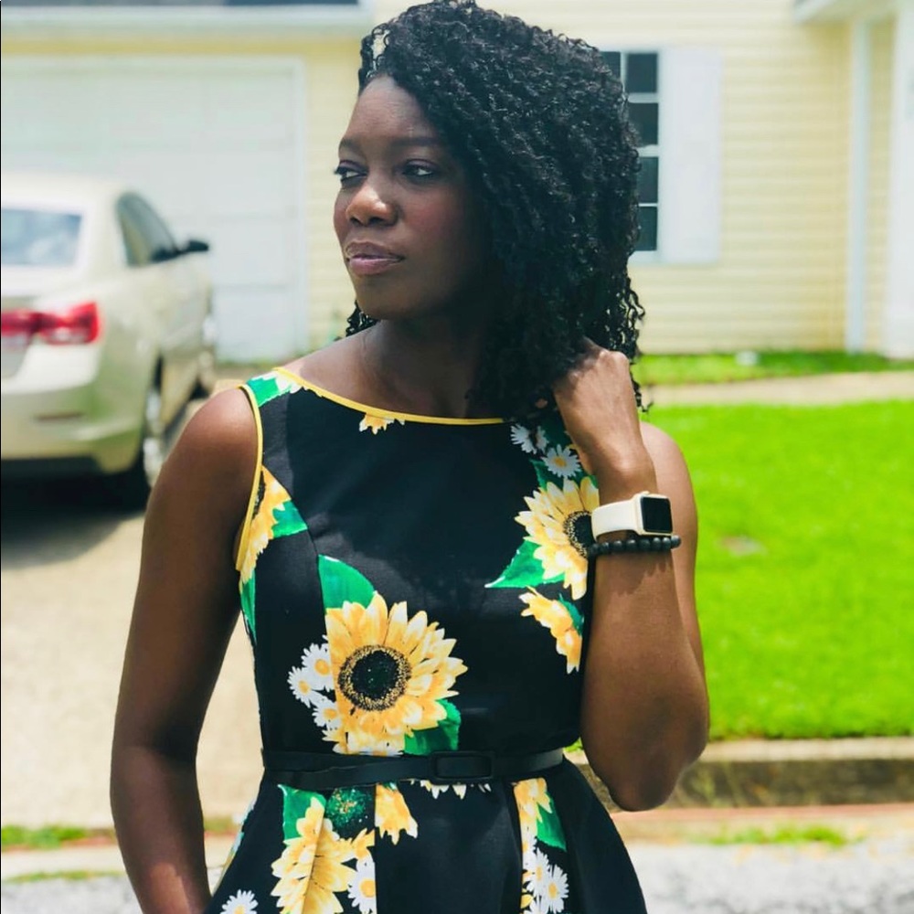 Size 6 eva.mendes sun flower dress
